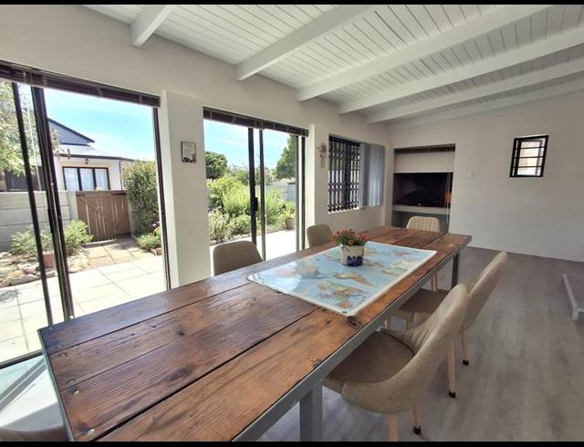 3 BEDROOM HOUSE FOR SALE IN BRITANNIA BAY